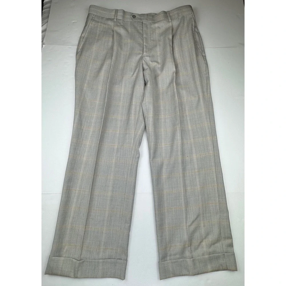 Coogi Luxe Dress Pants 38W Grey Wool Blend Plaid Pleated Cuffed Classic Trousers